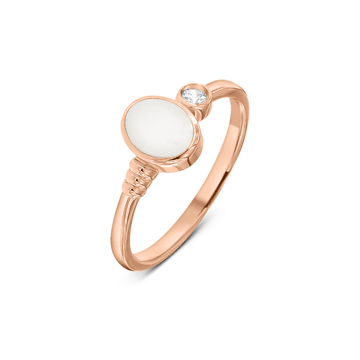 Roségoldener Ring mit einer runden Muttermilch-Kunstharzfläche und einem kleinen, funkelnden Stein.