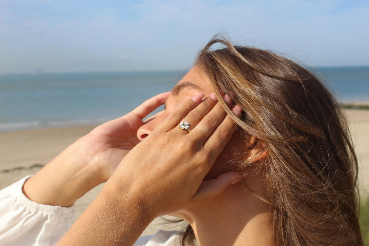 Lucy | Muttermilchring Gold