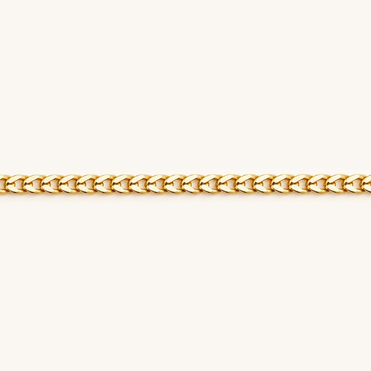 Massive Kette aus glänzendem Gold mit geflochtenem Design, ideal für auffällige Akzente.
